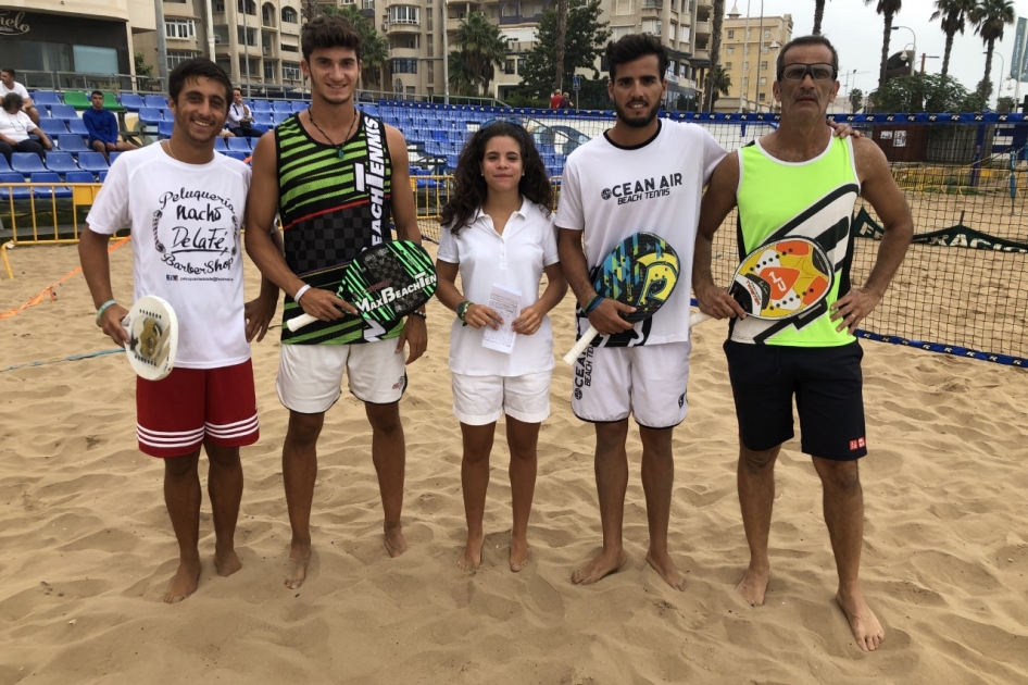 Vctor Lpez-Saulo Tejada y Eva Fernndez-Sabrina Lpez ganan el internacional de tenis playa de Melilla