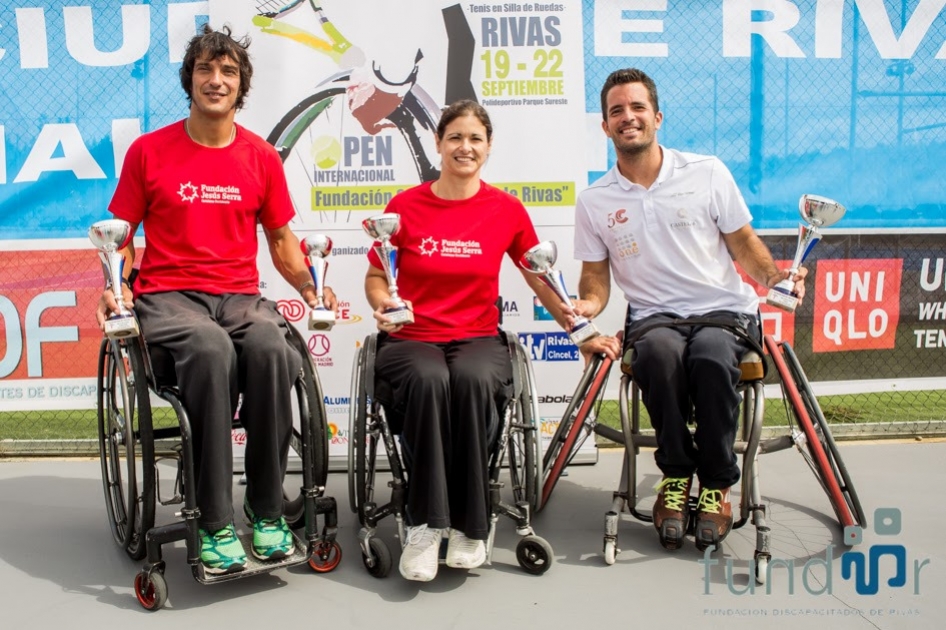 Enrique Siscar y Lola Ochoa repiten victoria en el internacional de tenis en silla de Rivas