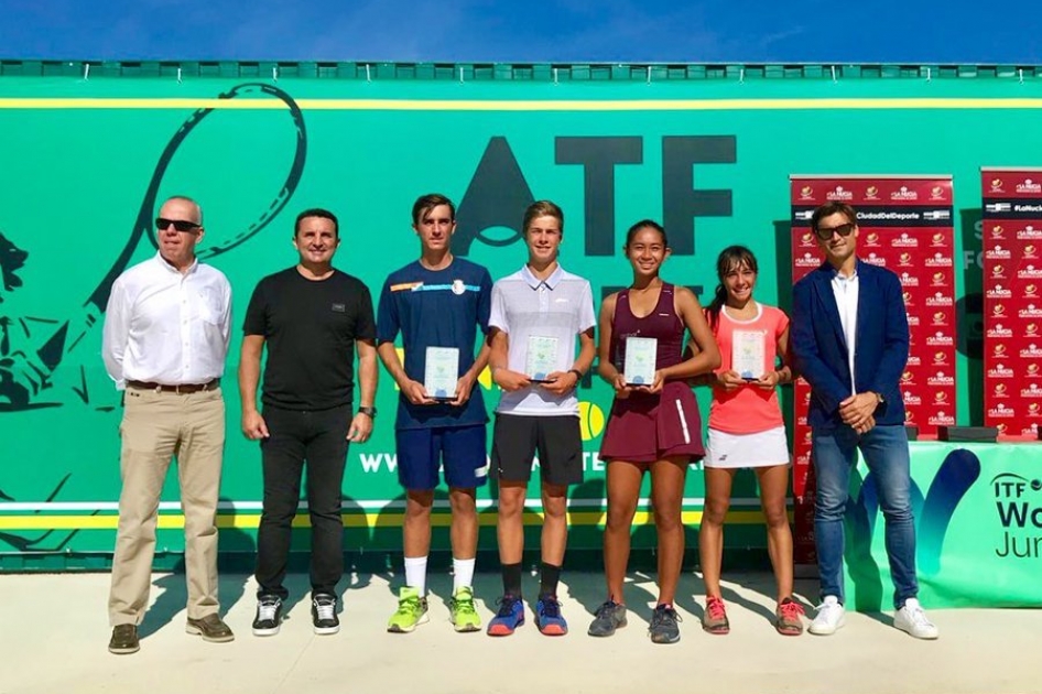 Óscar Pinto y Naroa Aranzábal ganan en el internacional júnior de La Nucía Óscar Pinto y Naroa Aranzábal ganan en el internacional júnior de La Nucía