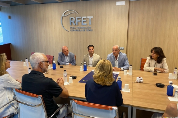 © RFET