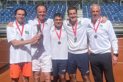 El Club de Campo Villa de Madrid extiende su hegemona en el Campeonato de Espaa MAPFRE +55