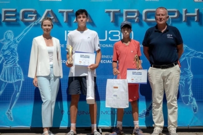 Toni Escarda supera a Gonzalo Corrales en la final espaola del jnior de Chisinu