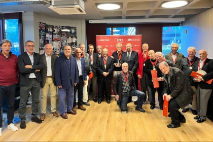 Los Campeones y Subcampeones de España +85 y +80 reciben sus trofeos de manos del presidente de la RFET