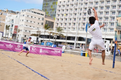 El Sand Series de Grand Canaria iza el telón con los mejores jugadores del mundo de tenis playa