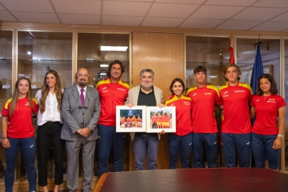 El presidente del CSD Jos� Manuel Rodr�guez Uribes recibe a las selecciones Sub'16 Campeona y Subcampeona de Europa