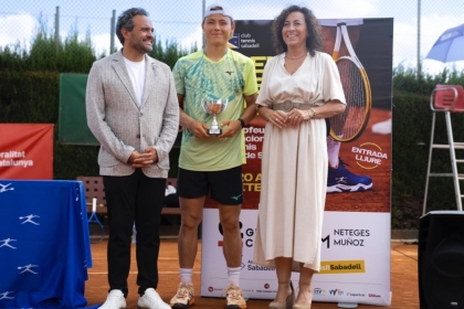 El internacional de Sabadell acaba en manos del barcelon�s con pasaporte coreano Gerard Campa�a Lee